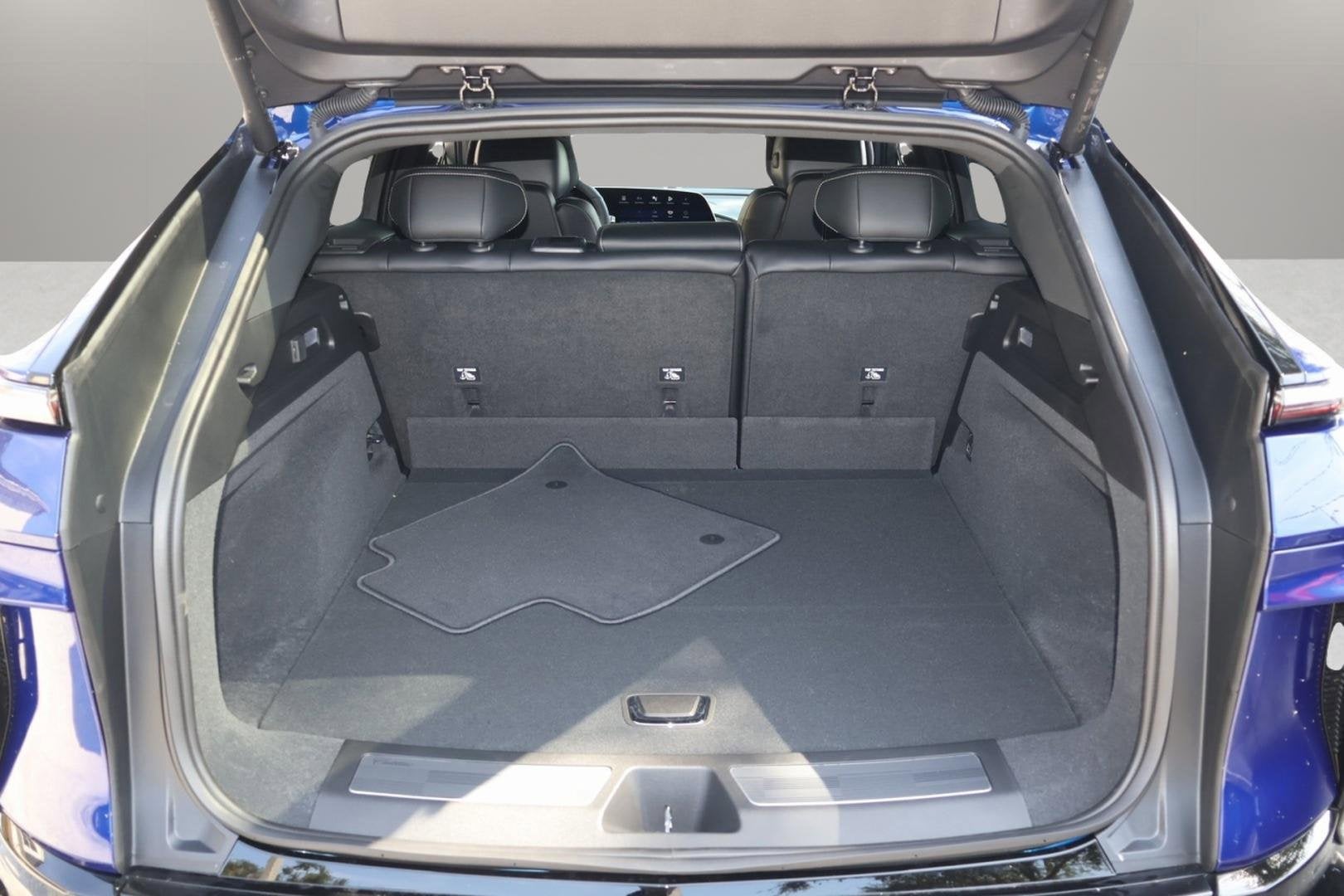 2025 Cadillac LYRIQ Sport 1