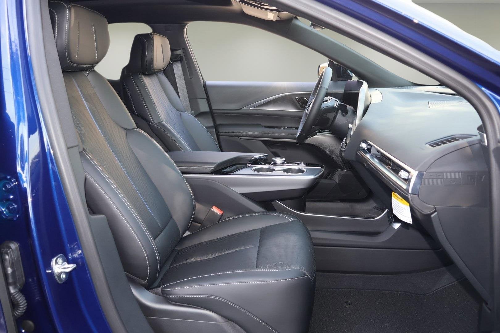 2025 Cadillac LYRIQ Sport 1