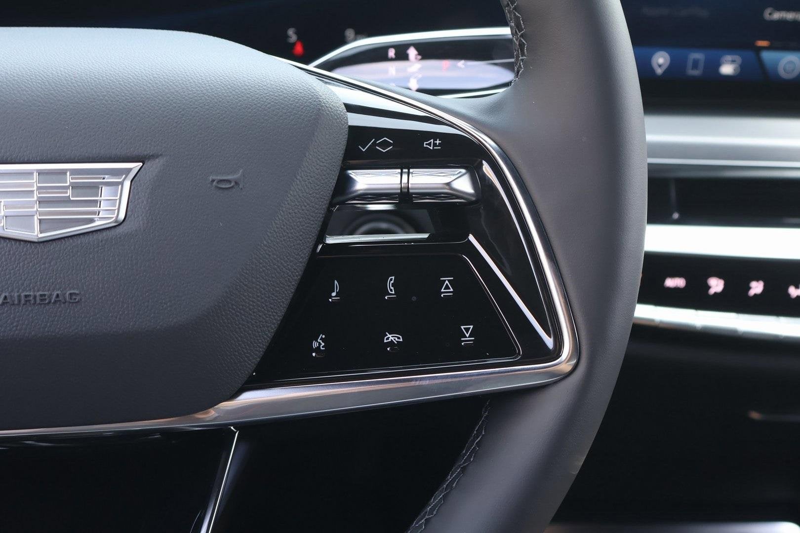 2025 Cadillac LYRIQ Sport 1