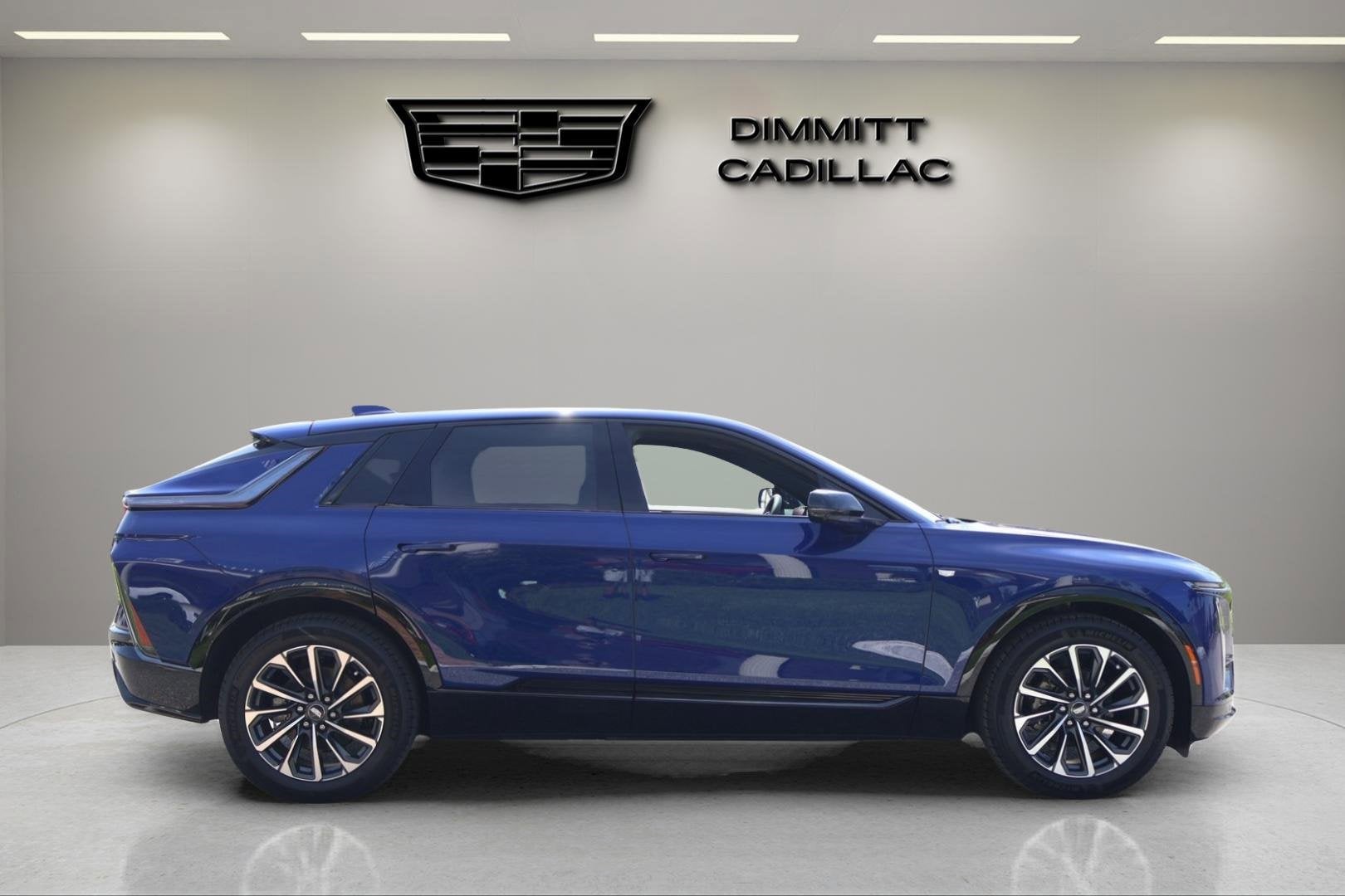 2025 Cadillac LYRIQ Sport 1