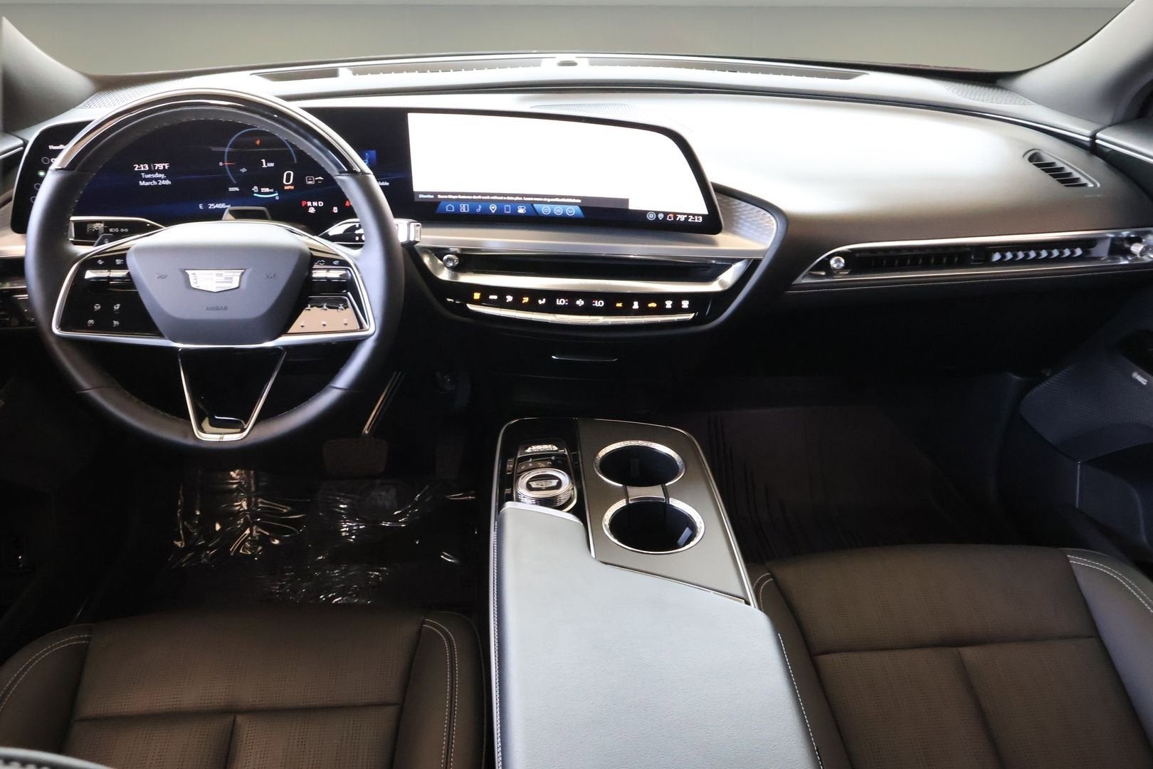 2024 Cadillac LYRIQ Sport 2