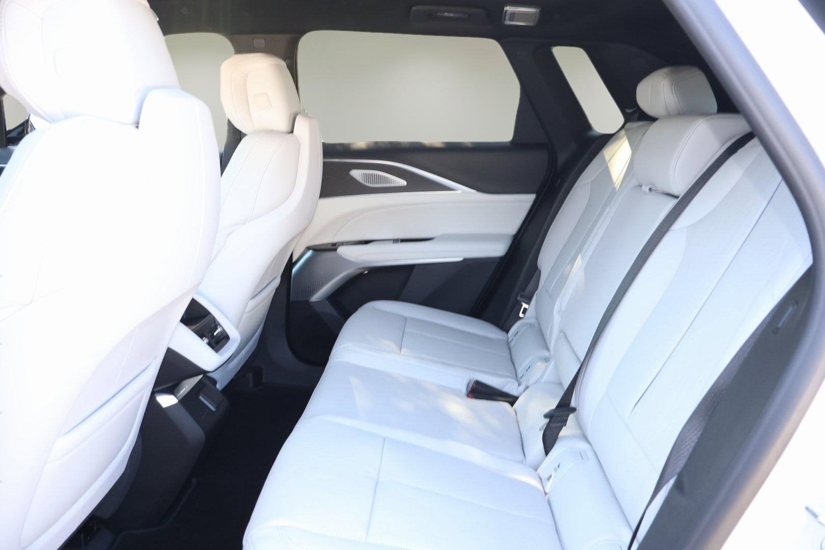 2026 Cadillac LYRIQ Premium Sport