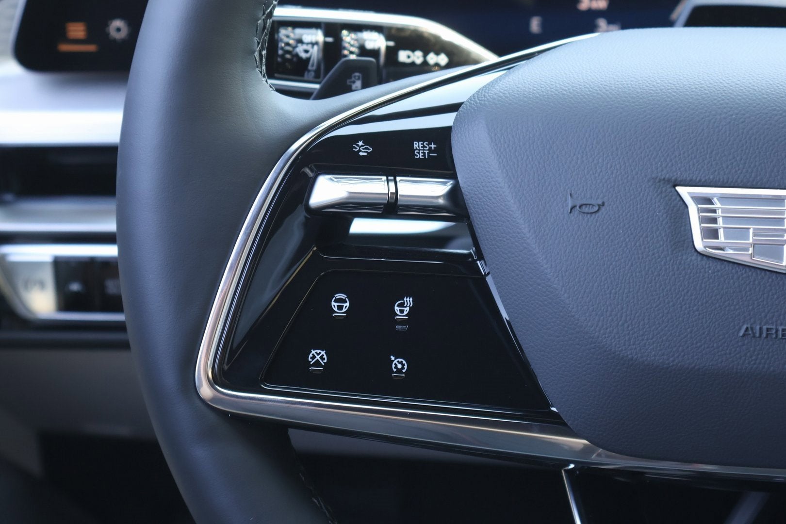 2026 Cadillac LYRIQ Premium Sport