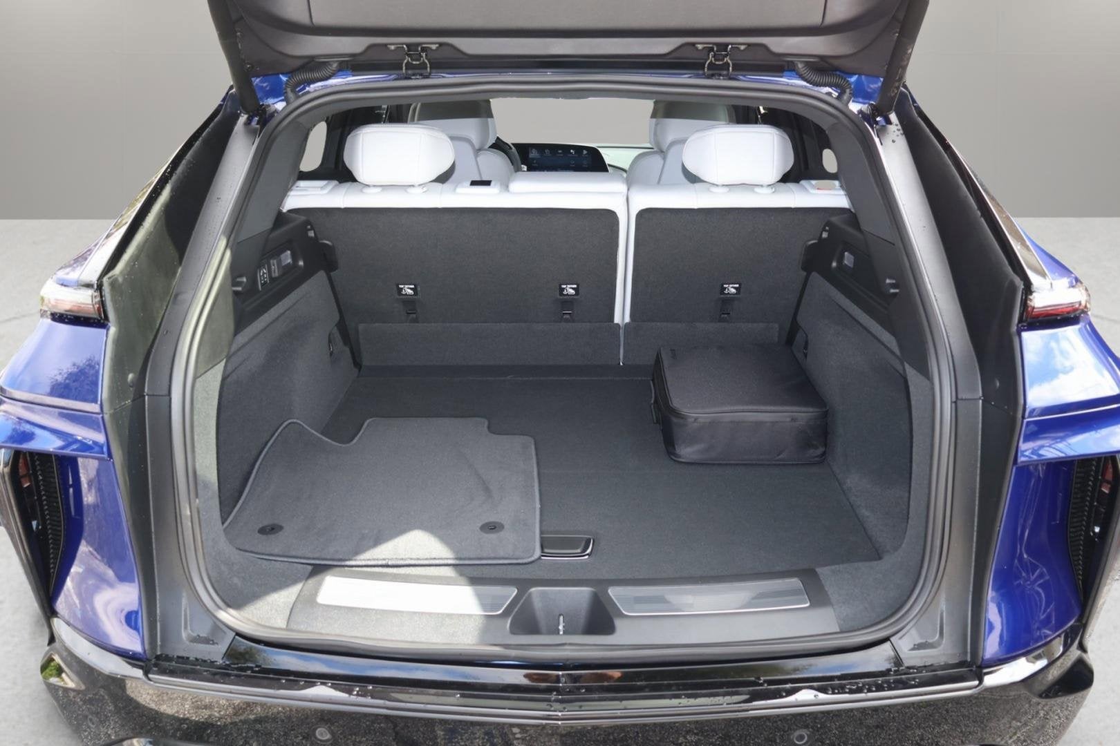 2026 Cadillac LYRIQ Premium Sport