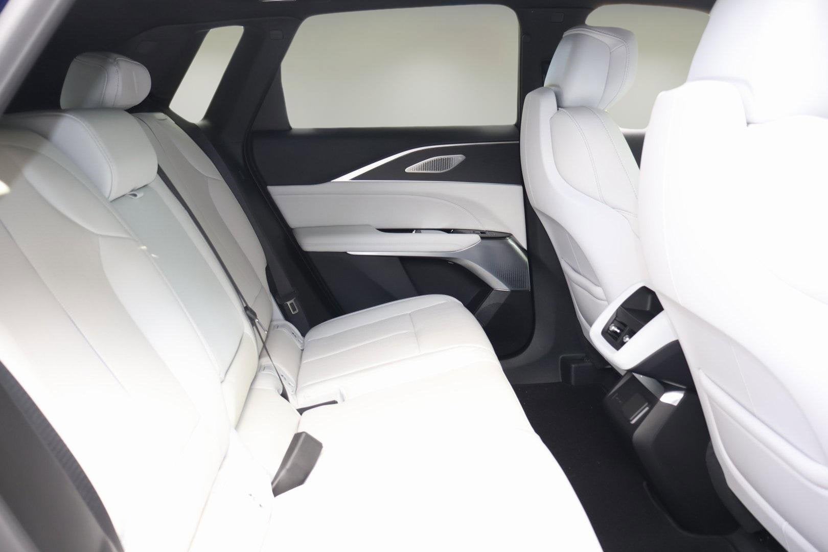 2026 Cadillac LYRIQ Premium Sport