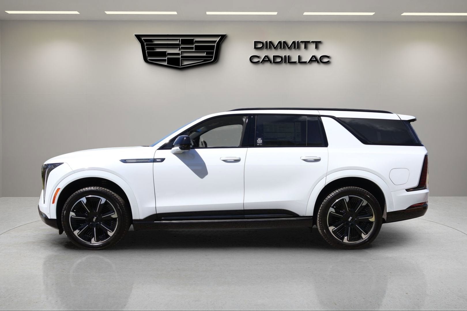 2026 Cadillac ESCALADE IQL Sport