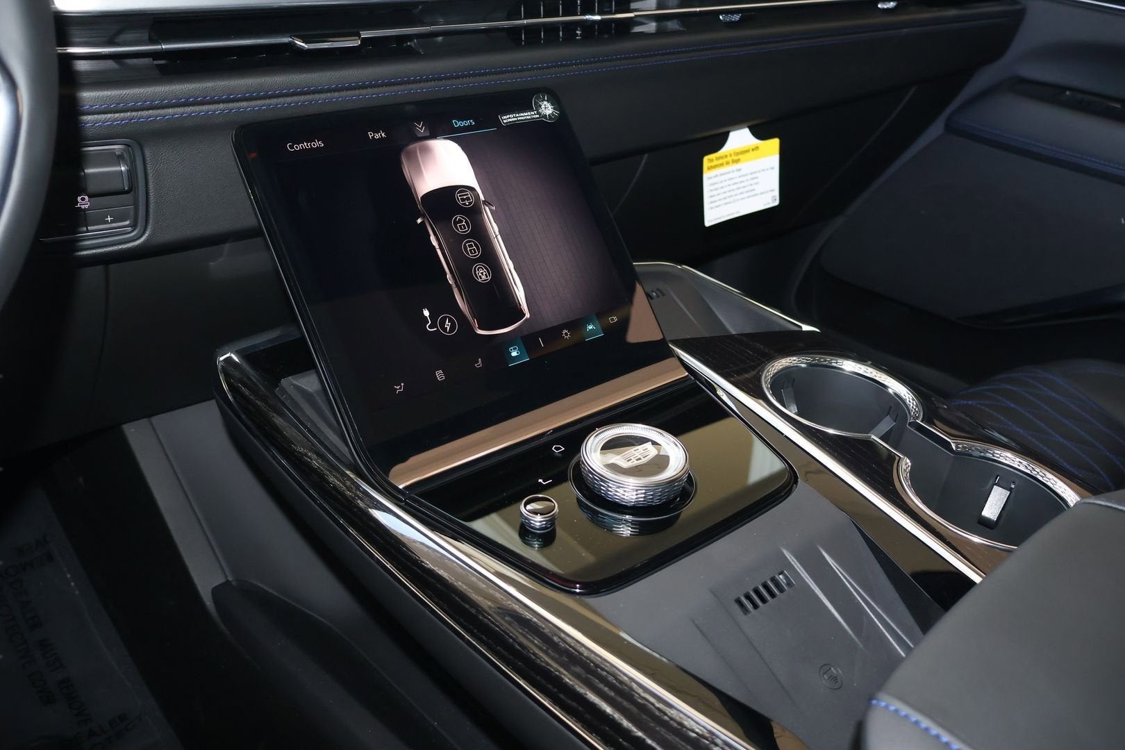 2026 Cadillac ESCALADE IQL Sport