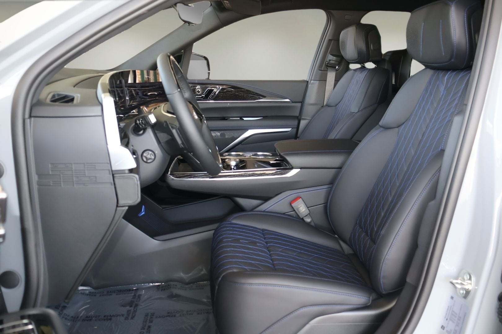 2026 Cadillac ESCALADE IQL Sport