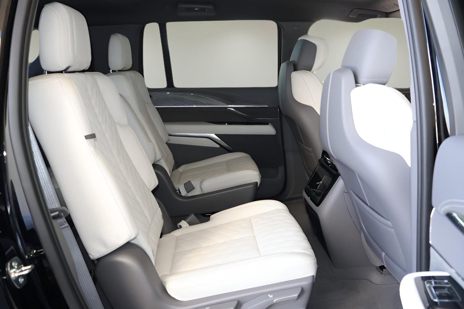 2026 Cadillac ESCALADE IQL Sport