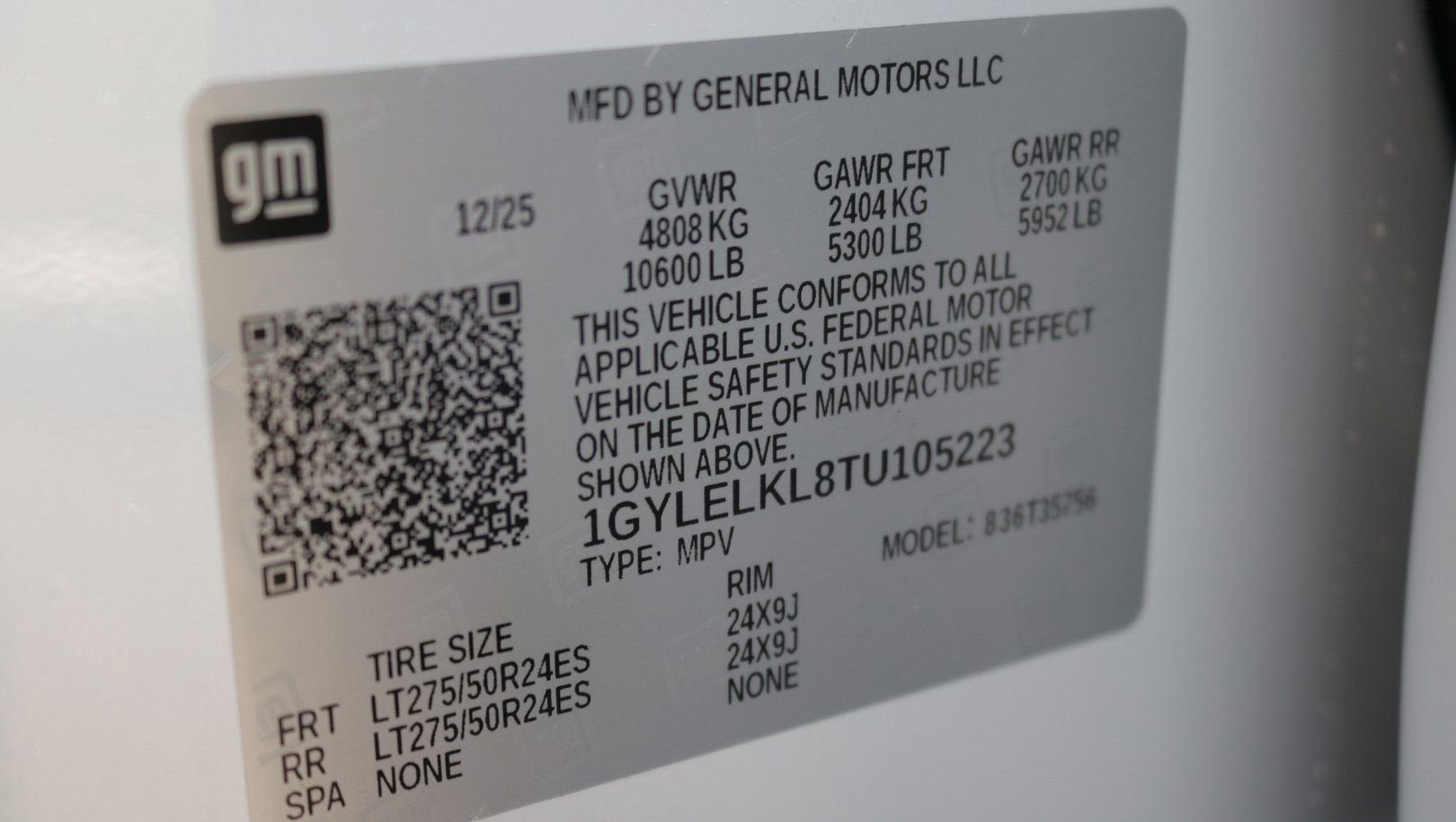 2026 Cadillac ESCALADE IQL Sport