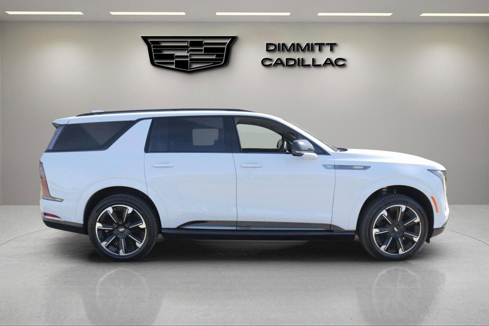 2026 Cadillac ESCALADE IQL Sport