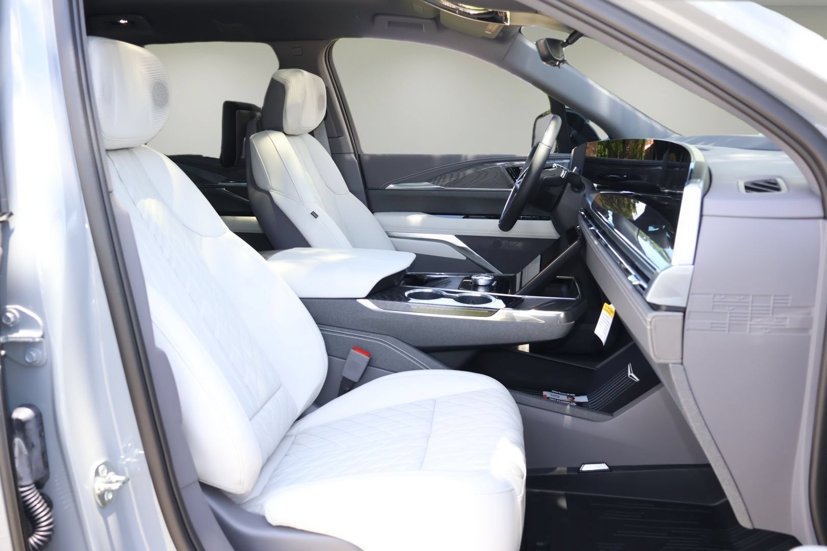 2026 Cadillac ESCALADE IQL Sport