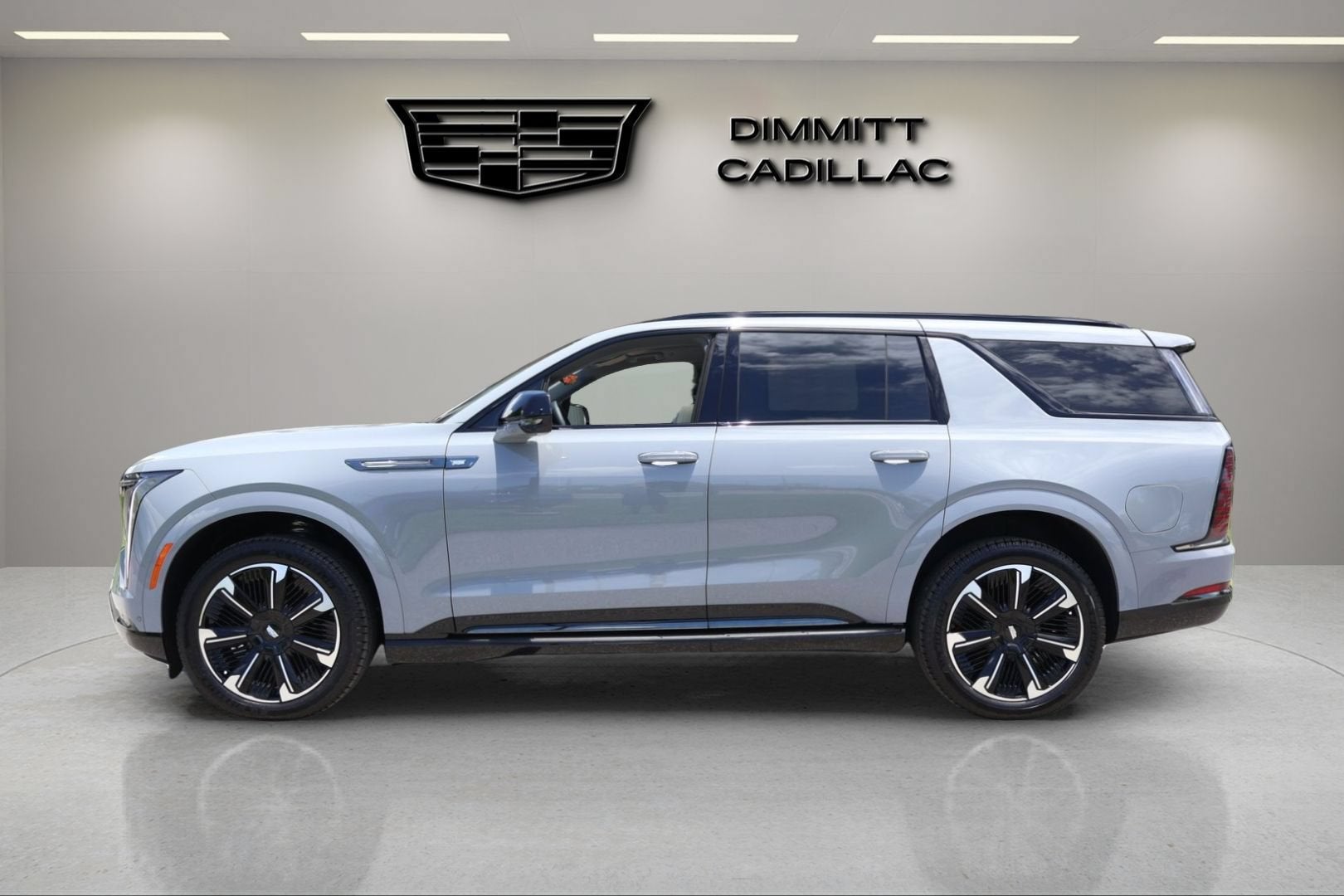 2026 Cadillac ESCALADE IQL Sport