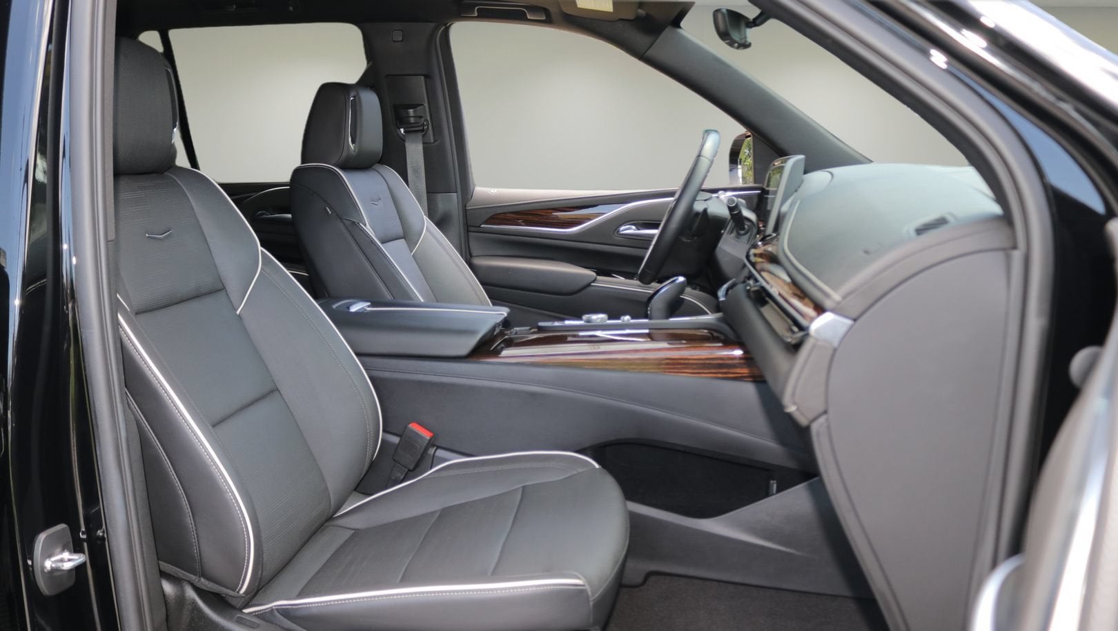 2023 Cadillac Escalade 4WD Premium Luxury