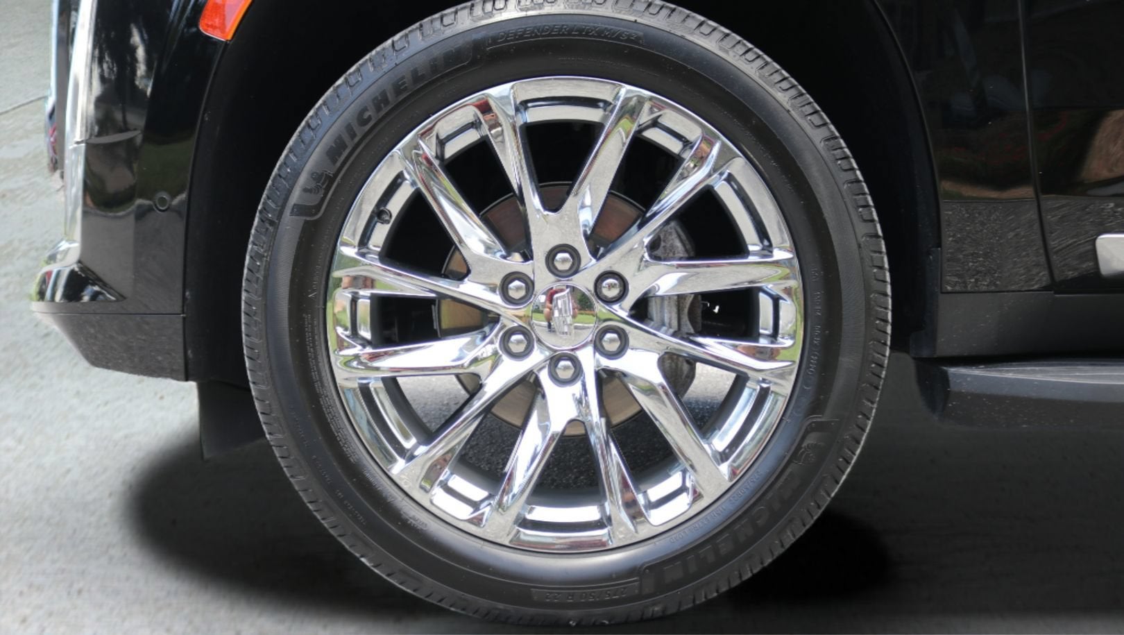 2023 Cadillac Escalade 4WD Premium Luxury