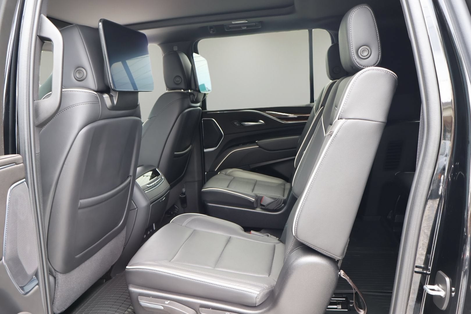 2024 Cadillac Escalade ESV Premium Luxury