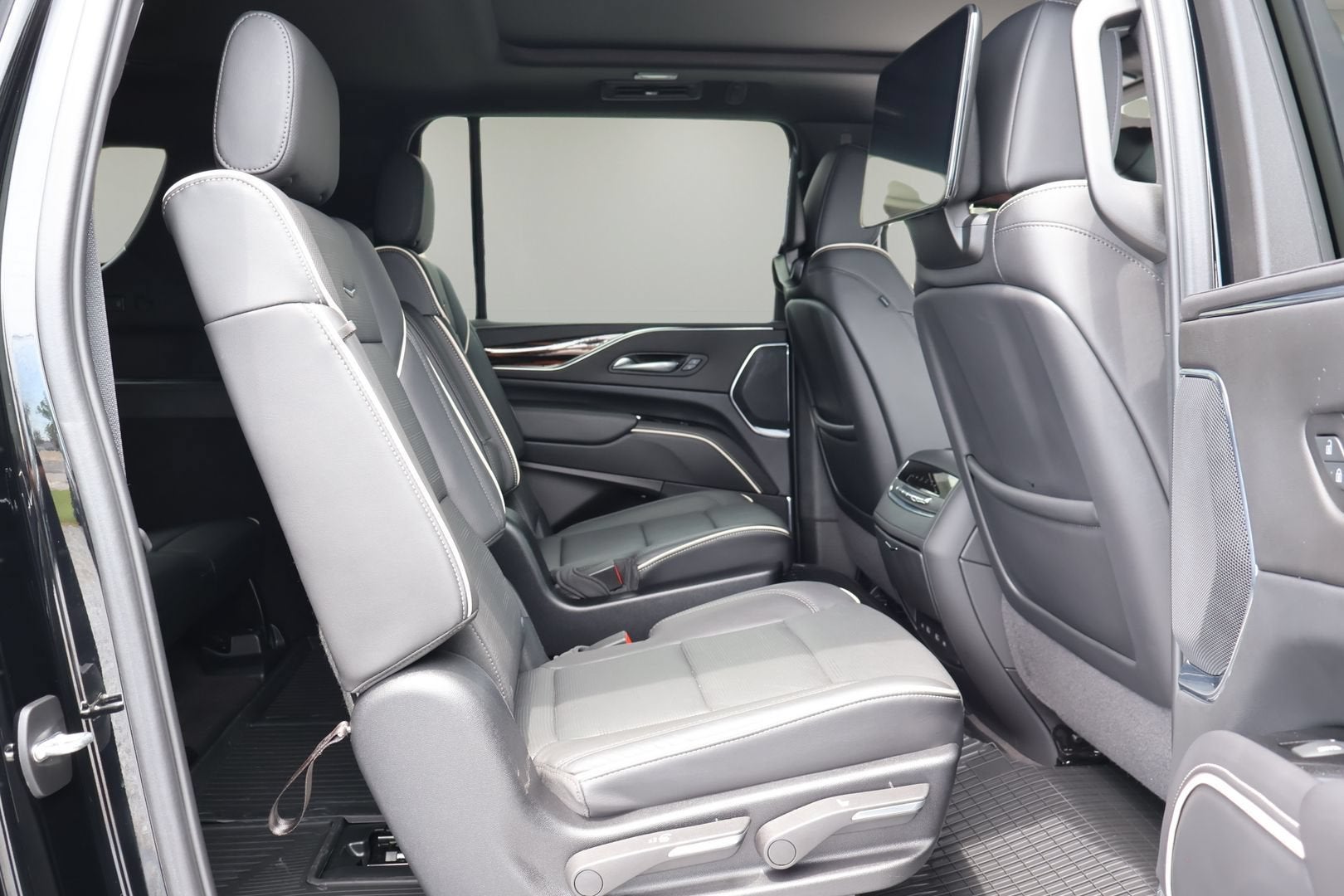 2024 Cadillac Escalade ESV Premium Luxury