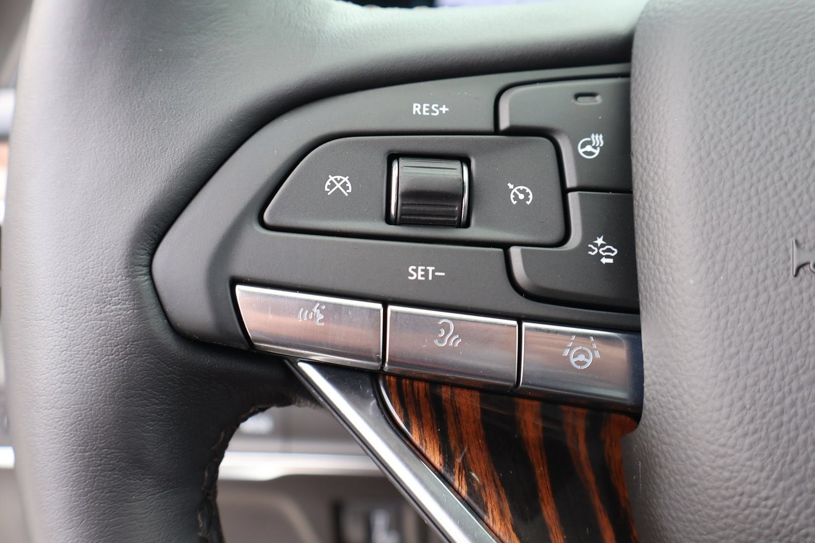 2024 Cadillac Escalade ESV Premium Luxury