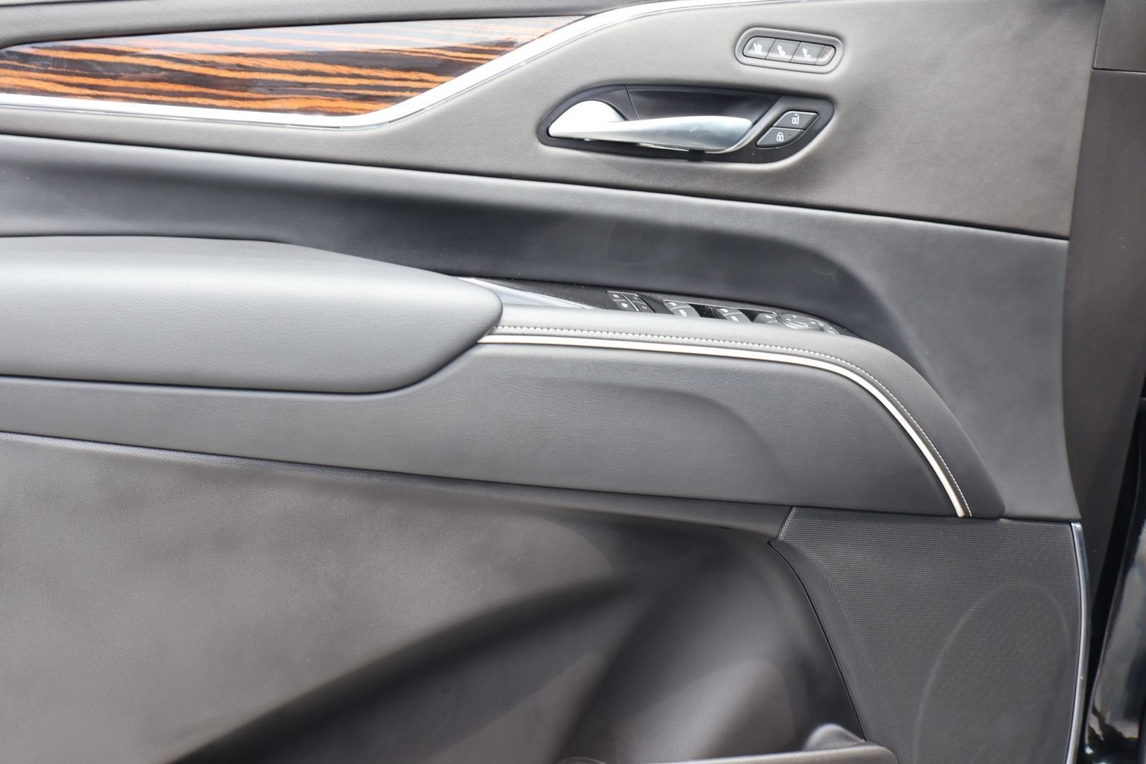 2024 Cadillac Escalade ESV Premium Luxury