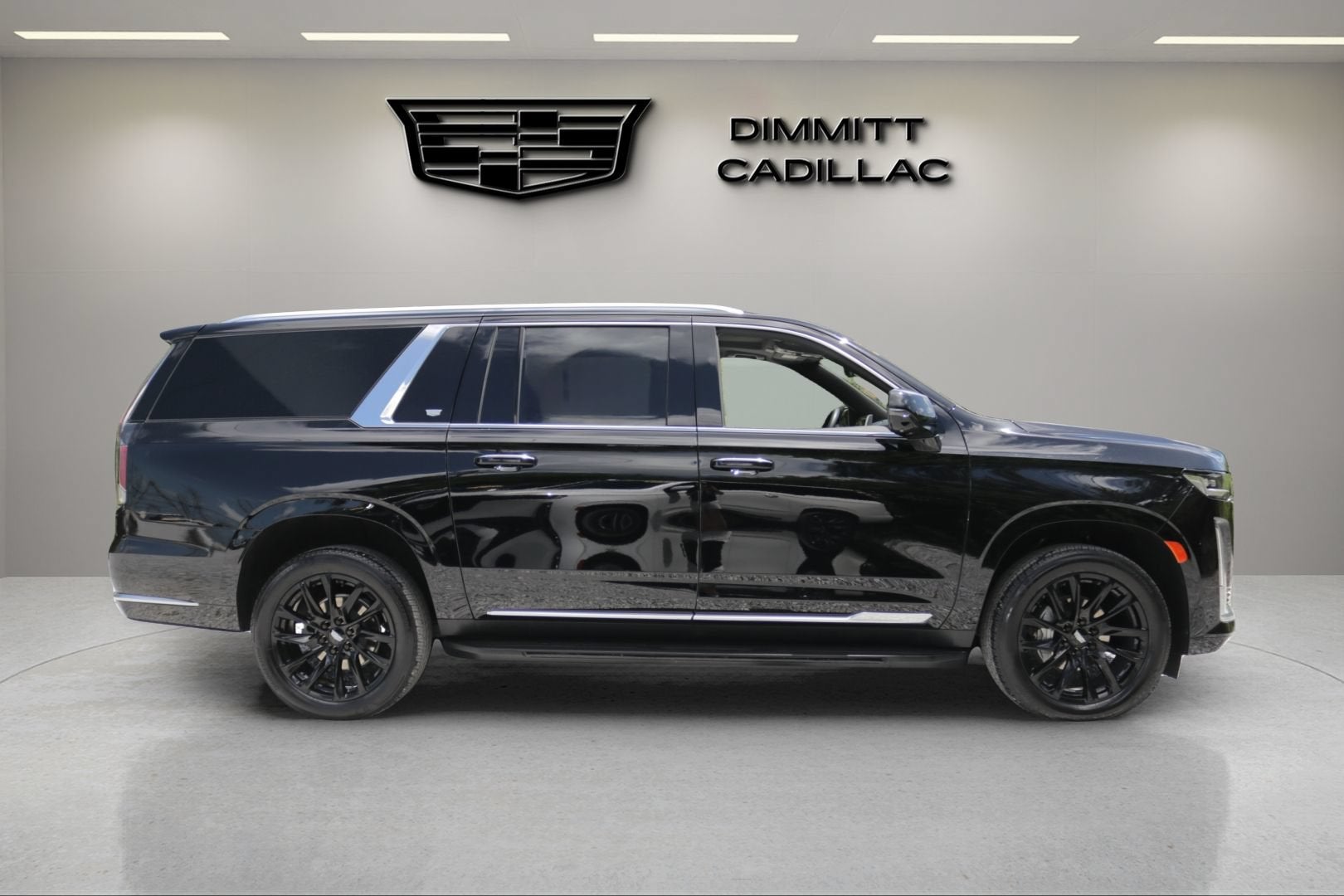 2023 Cadillac Escalade ESV 4WD Premium Luxury