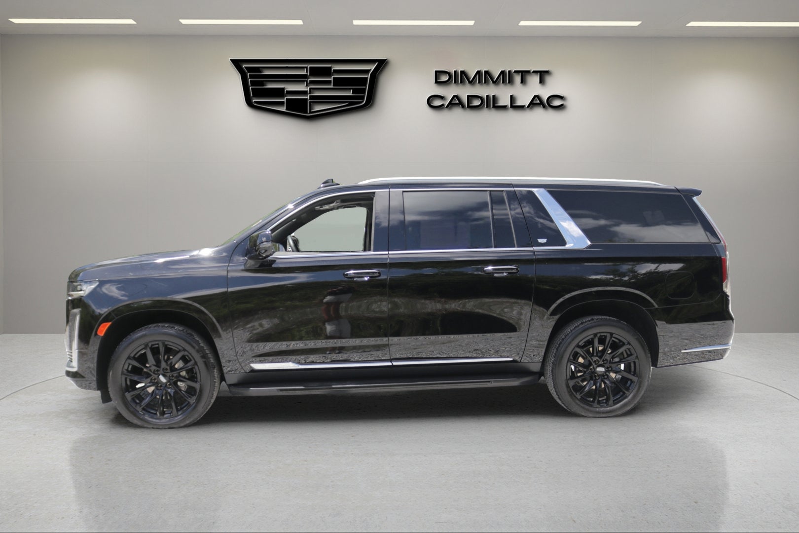 2023 Cadillac Escalade ESV 4WD Premium Luxury