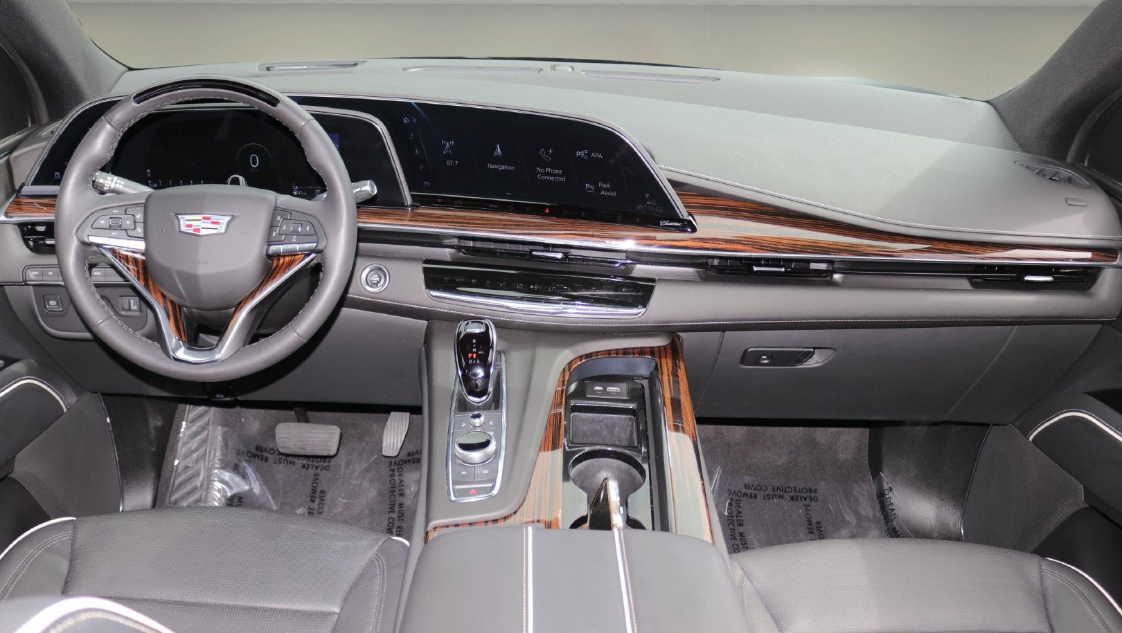 2023 Cadillac Escalade ESV 4WD Premium Luxury
