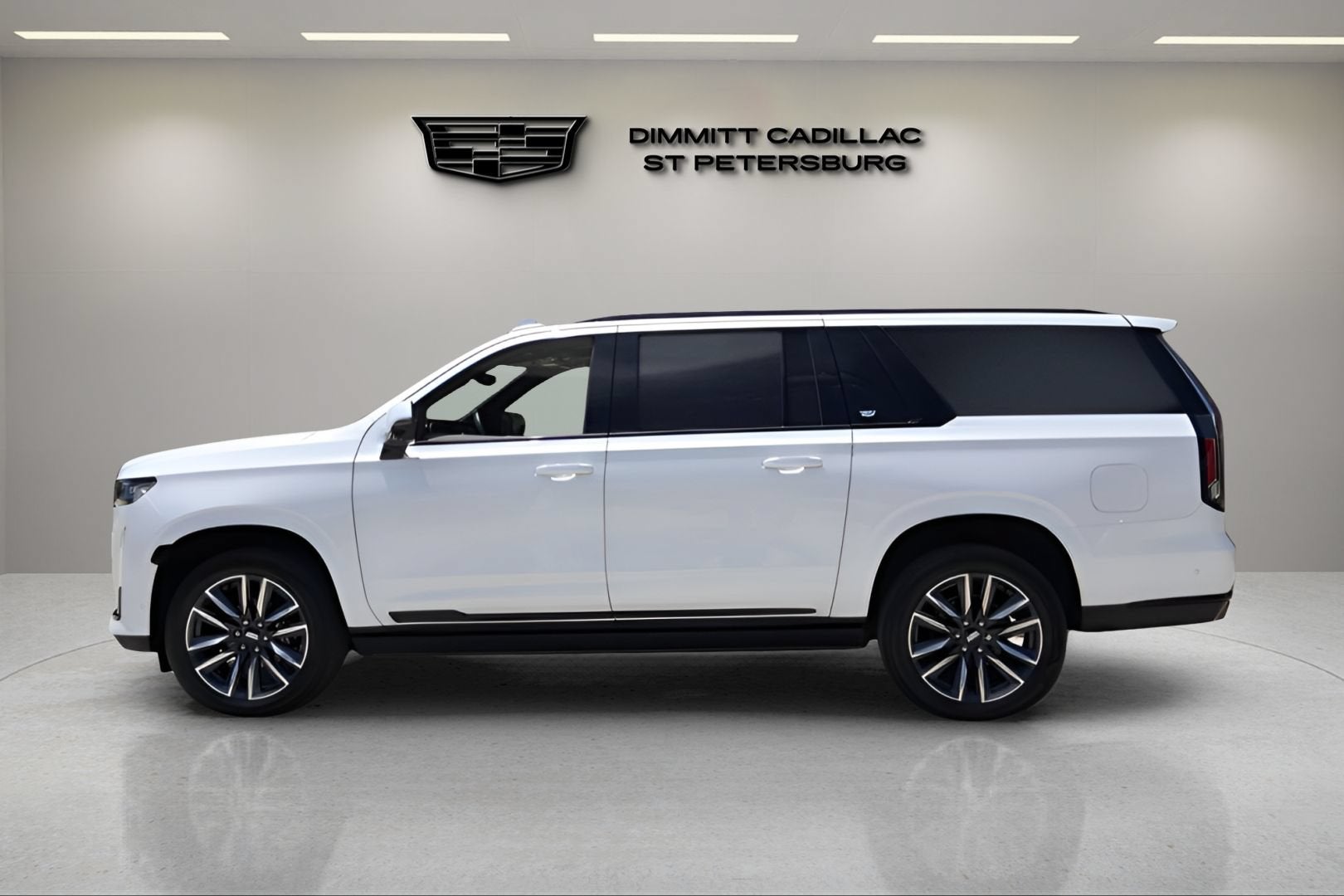 2022 Cadillac Escalade ESV Sport