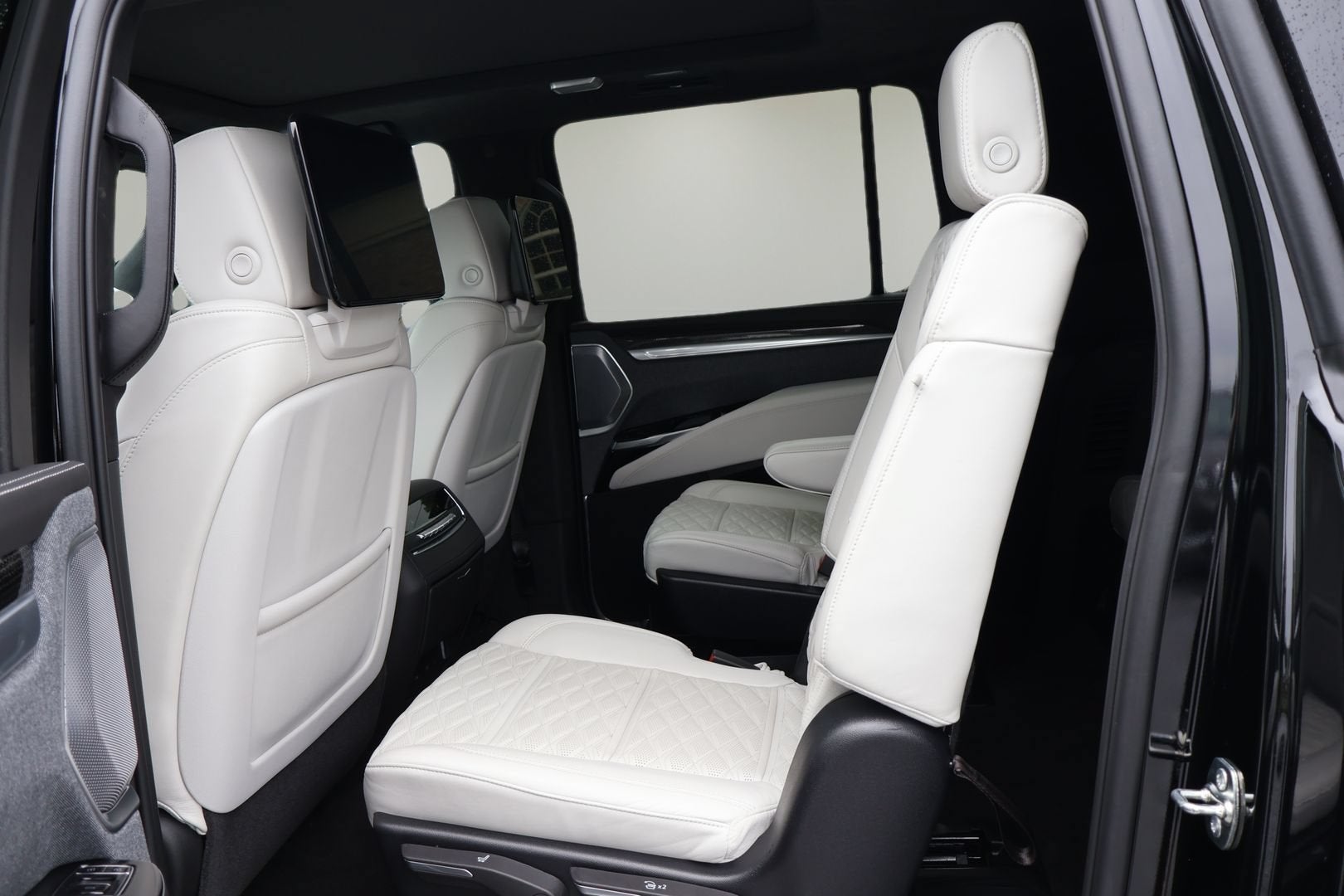 2025 Cadillac Escalade ESV Escalade-V ESV