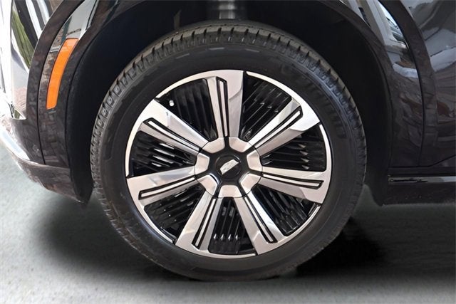 2025 Cadillac ESCALADE IQ Luxury 2