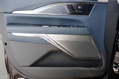 2025 Cadillac ESCALADE IQ Luxury 2