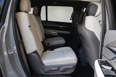 2026 Cadillac ESCALADE IQ Sport