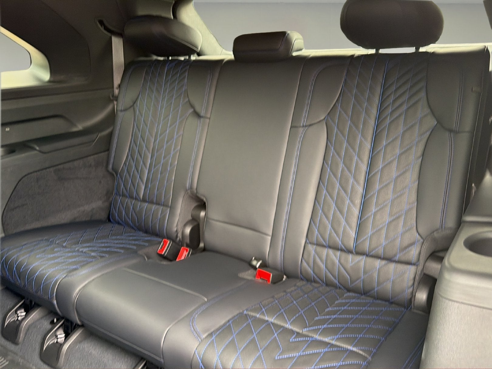 2026 Cadillac ESCALADE IQ Sport