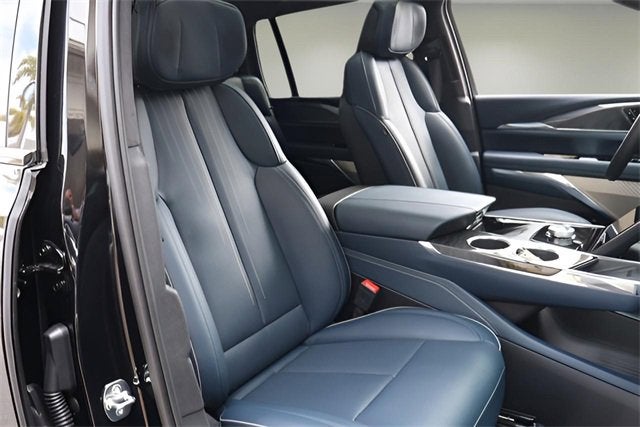 2025 Cadillac ESCALADE IQ Sport 2