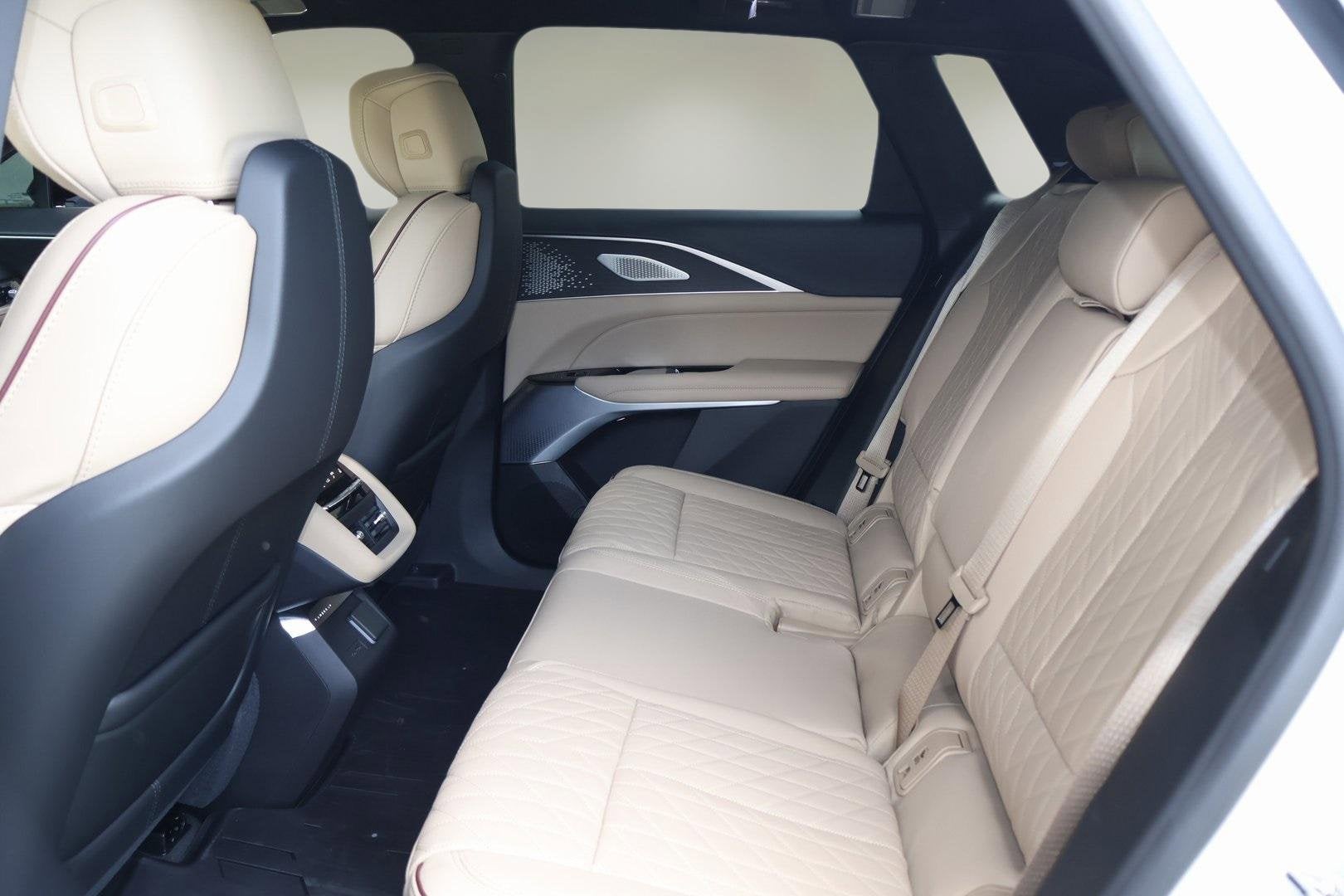 2026 Cadillac LYRIQ V-Series Premium