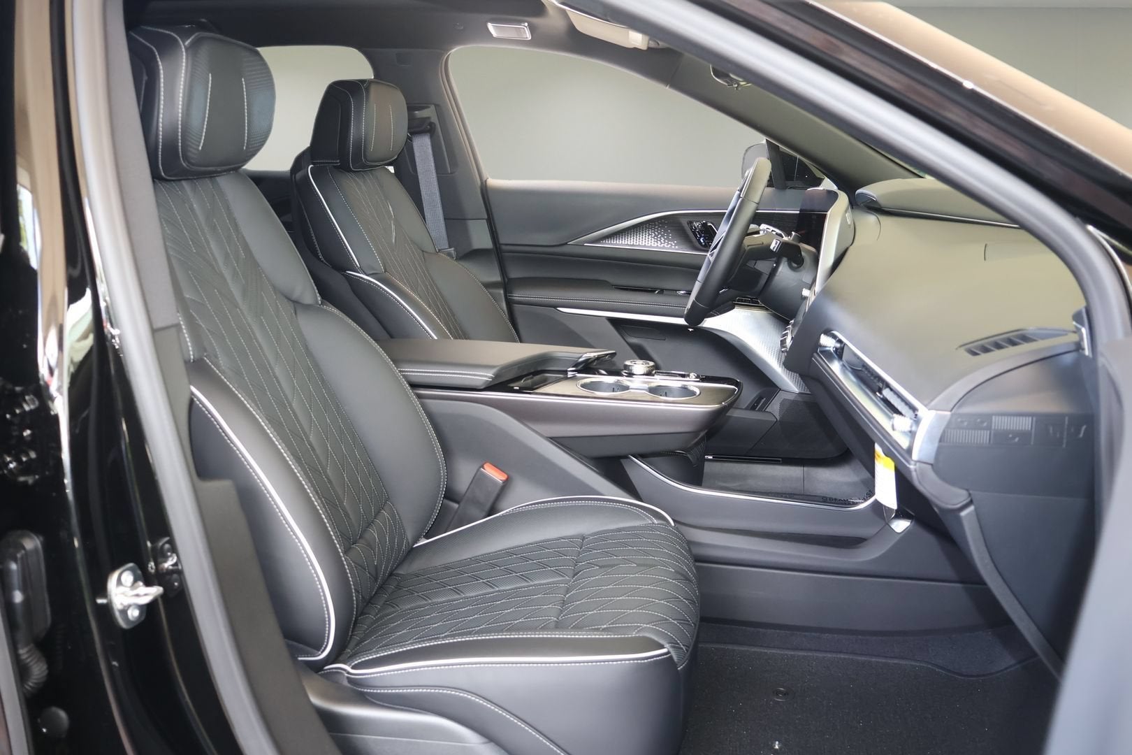2026 Cadillac LYRIQ V Premium - Photo 18