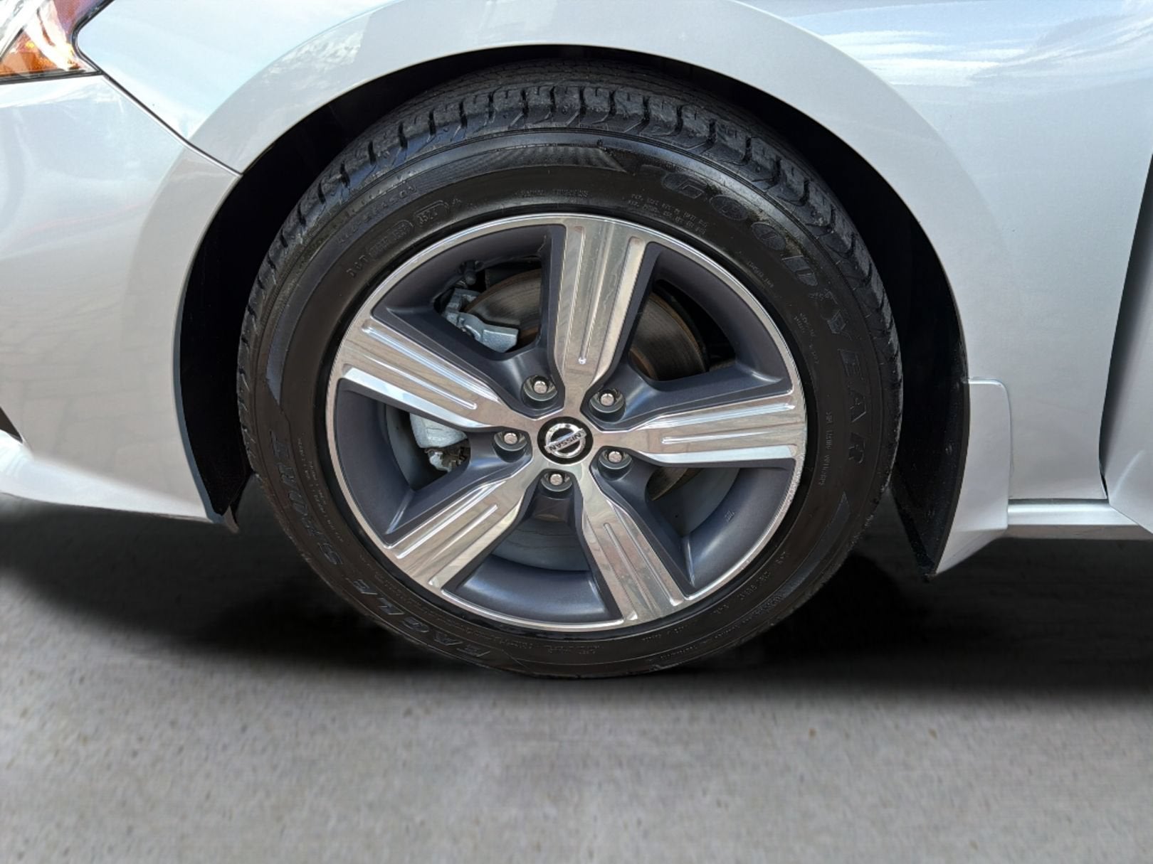 2021 Nissan Altima 2.5 SV