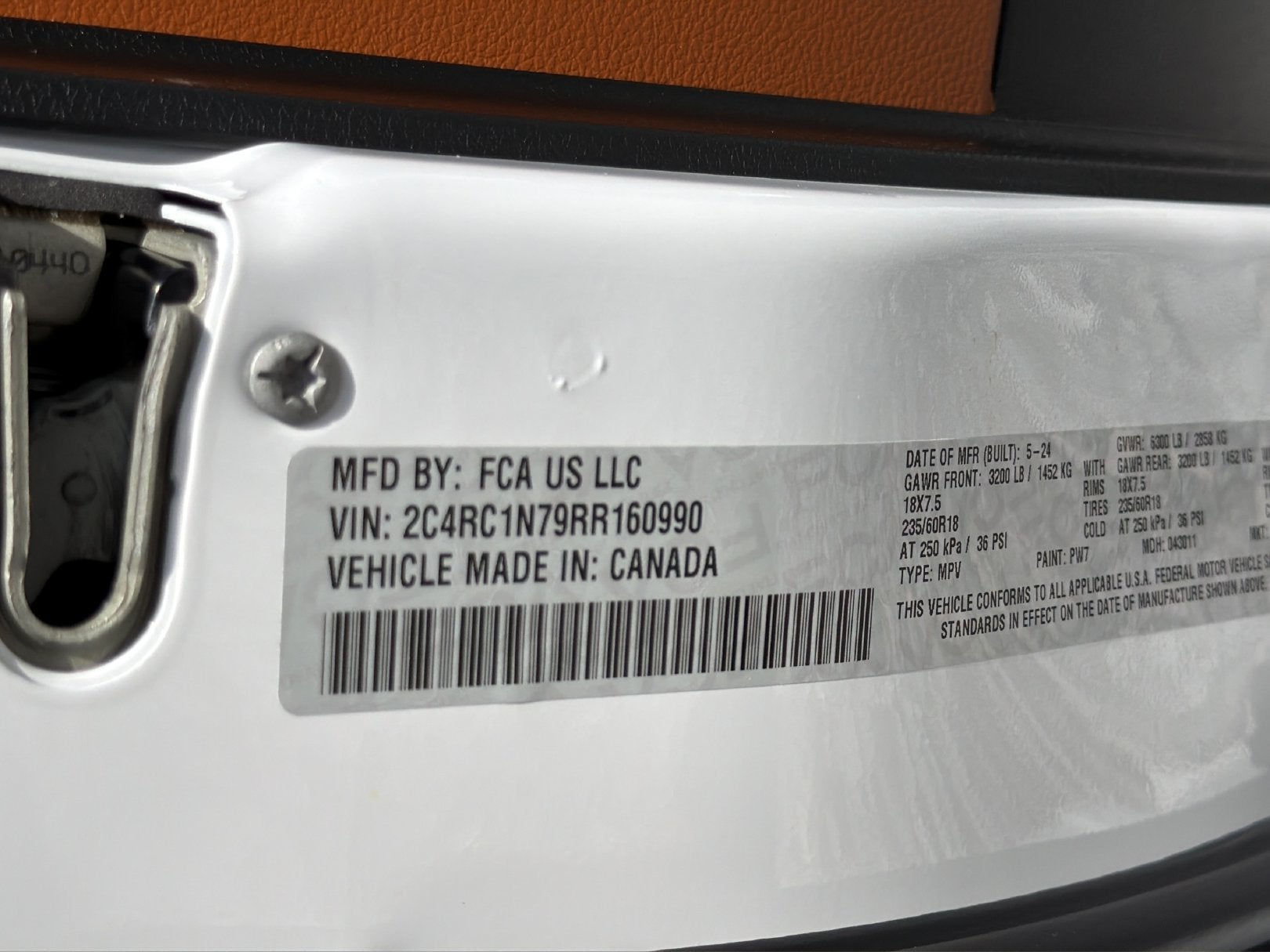 2024 Chrysler Pacifica Hybrid Pinnacle