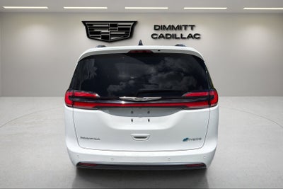 2024 Chrysler Pacifica Hybrid Pinnacle