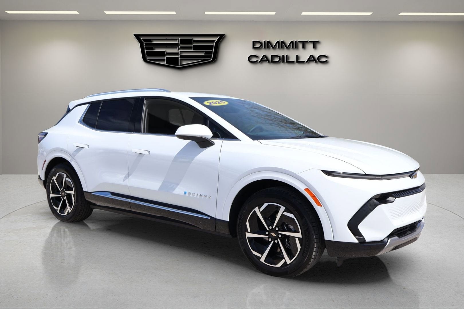 2025 Chevrolet Equinox EV LT