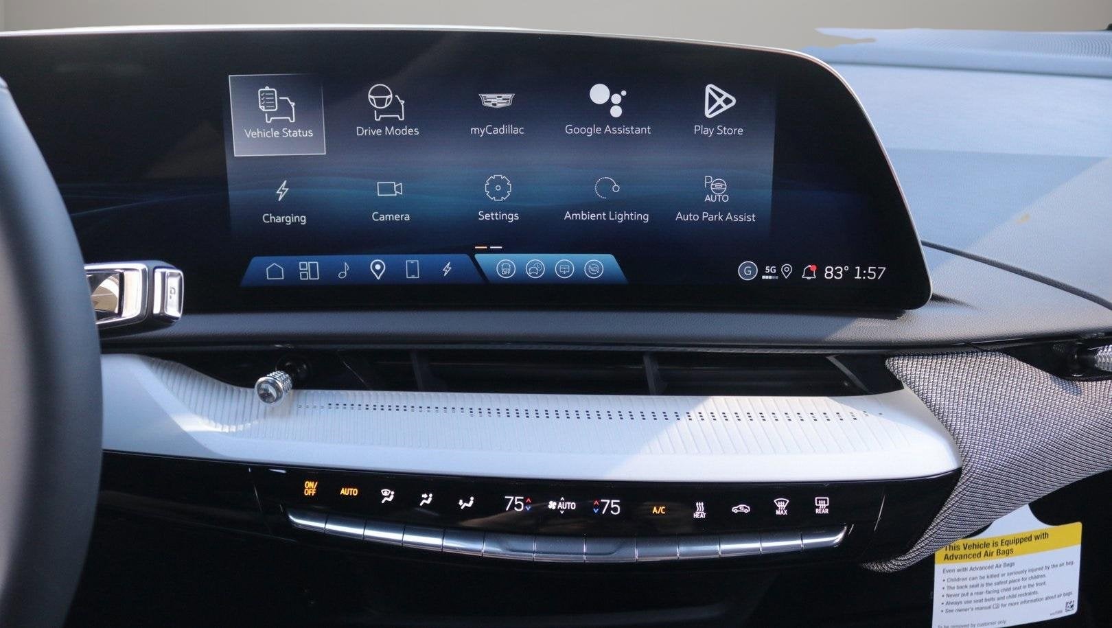 2026 Cadillac OPTIQ Luxury