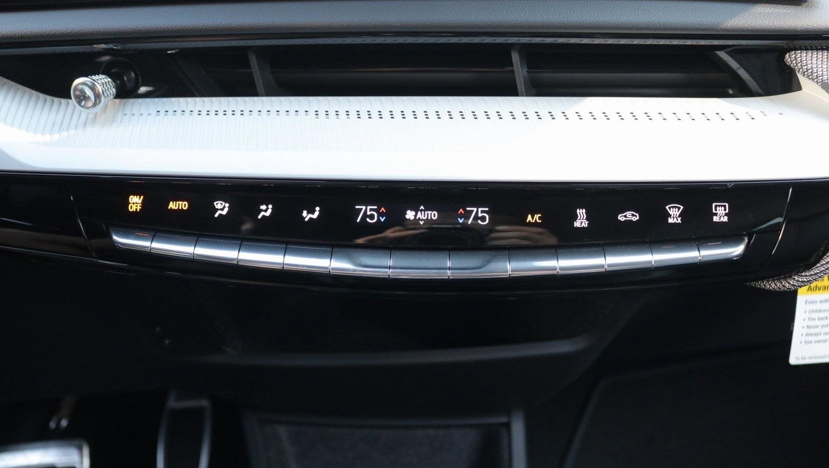 2026 Cadillac OPTIQ Luxury