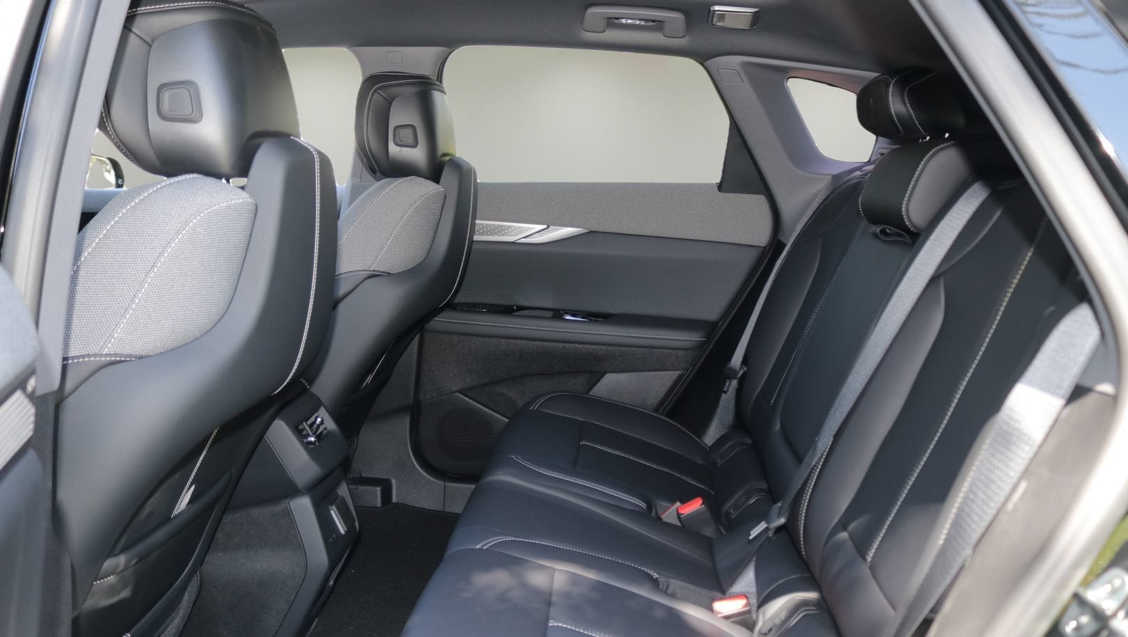 2027 Cadillac OPTIQ Luxury