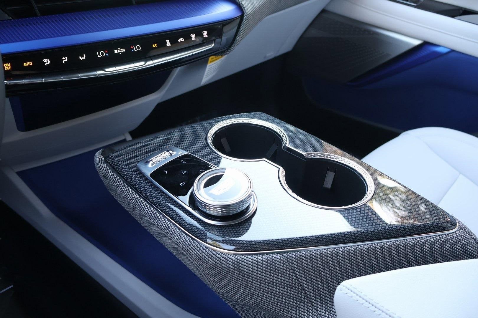 2026 Cadillac OPTIQ Luxury