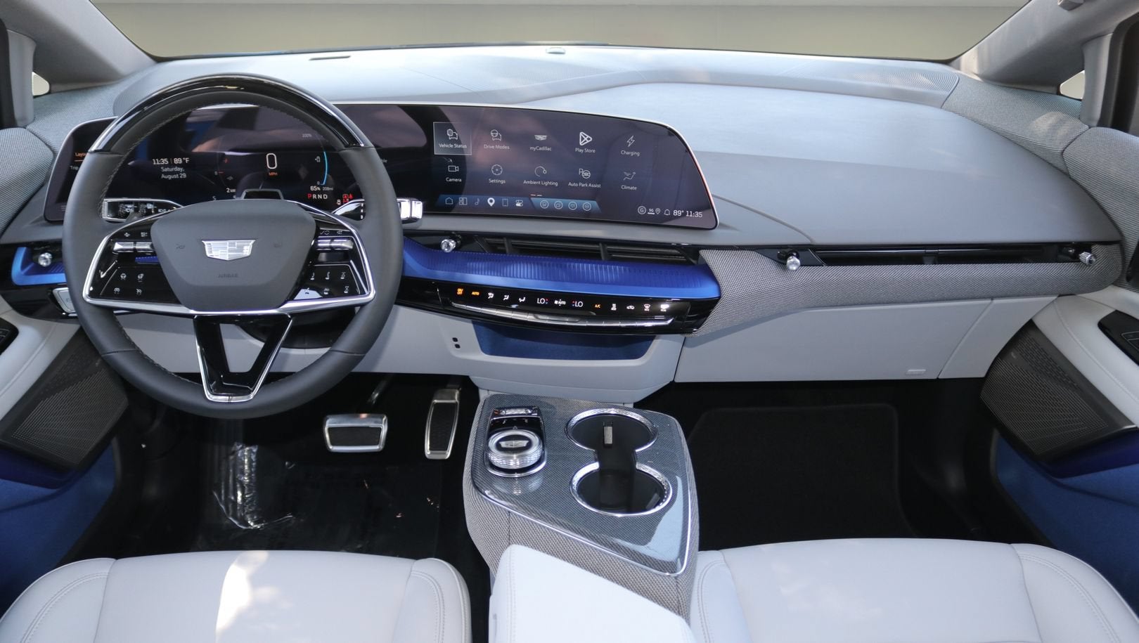 2027 Cadillac OPTIQ Luxury