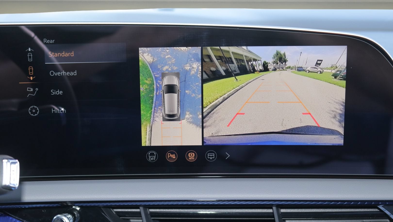 2027 Cadillac OPTIQ Luxury