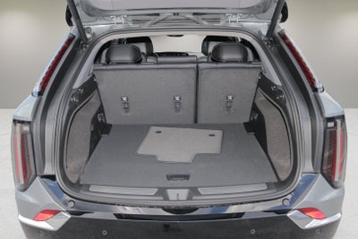 2027 Cadillac OPTIQ Luxury