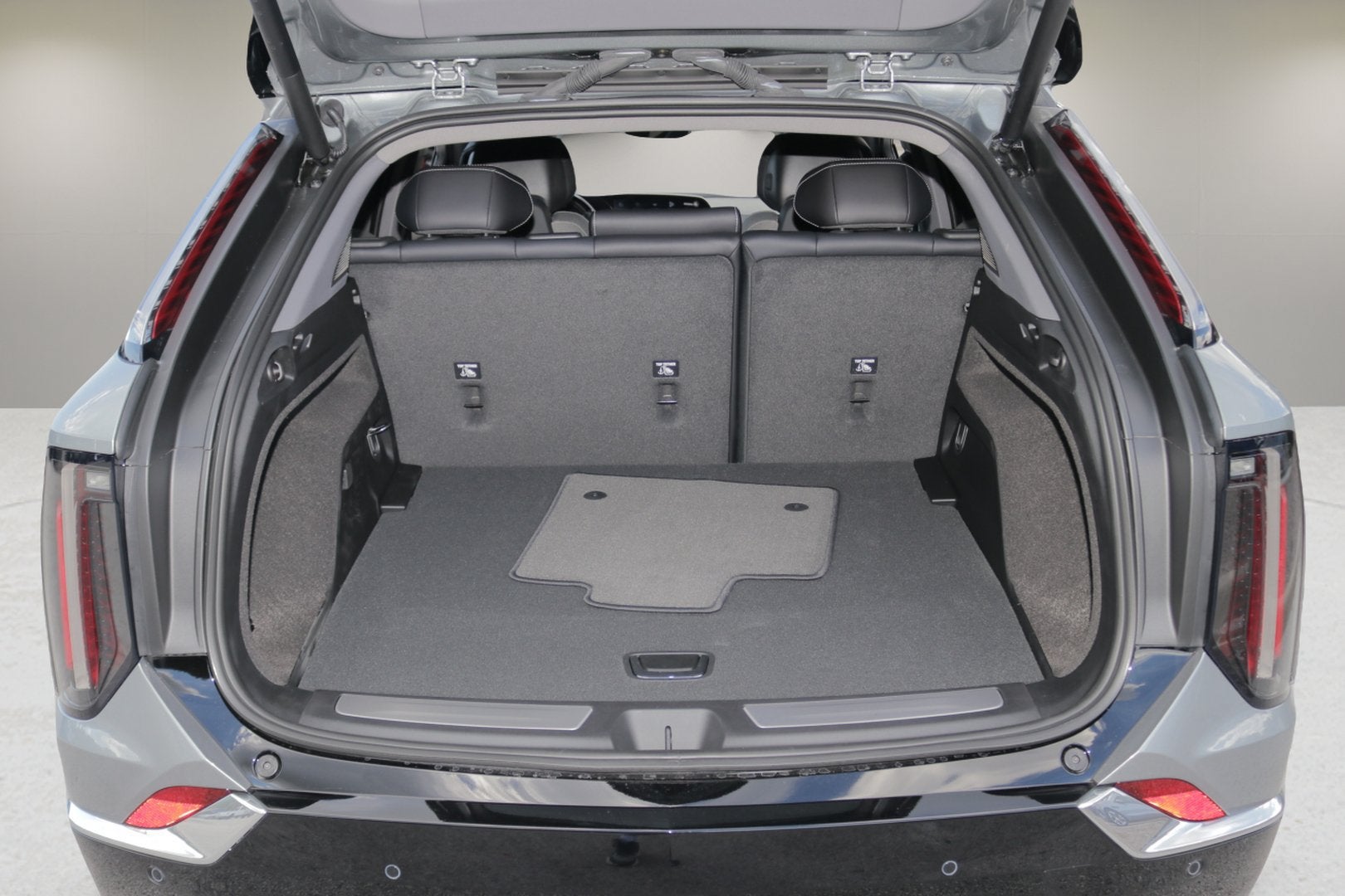 2027 Cadillac OPTIQ Luxury