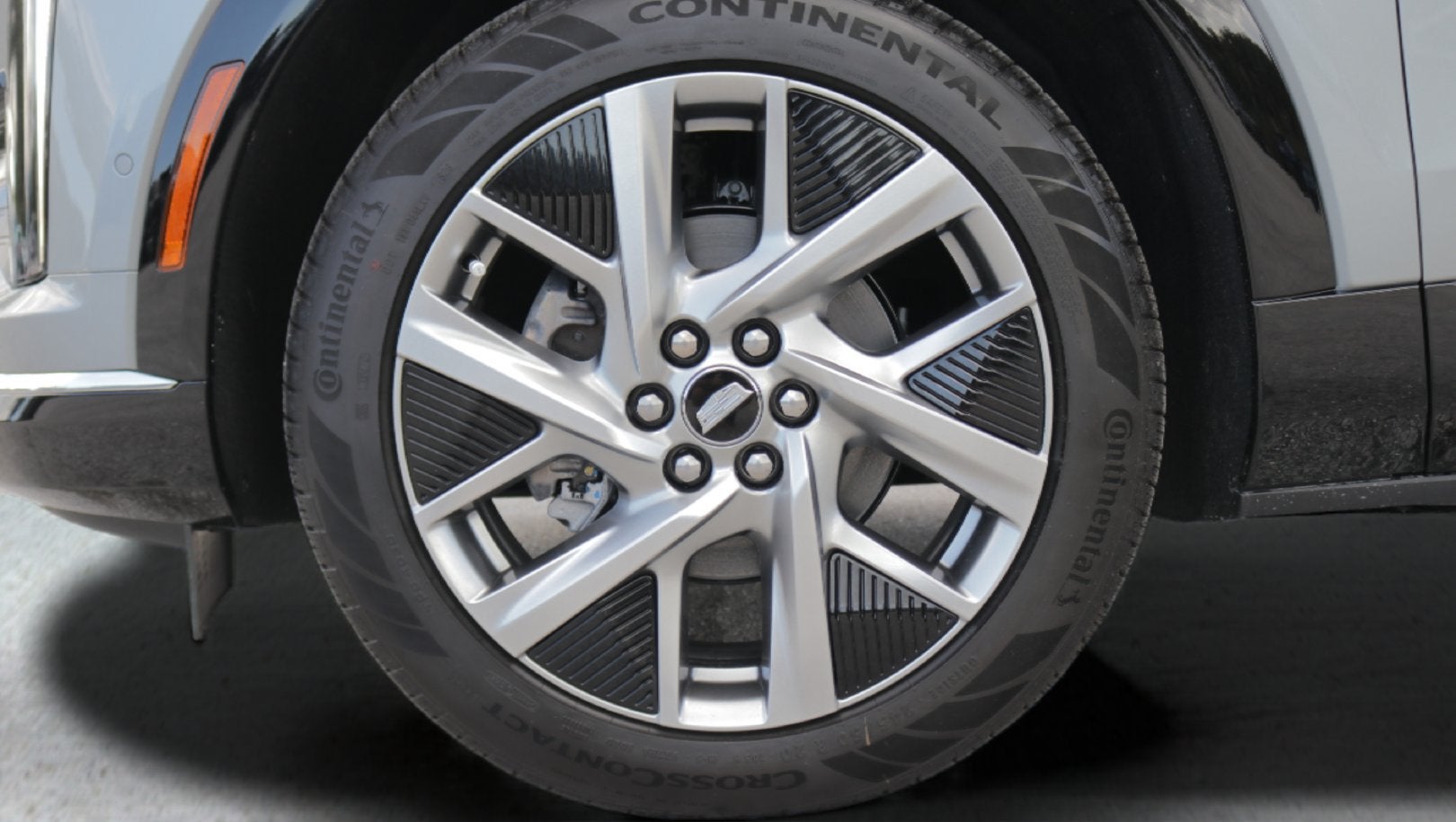 2027 Cadillac OPTIQ Luxury