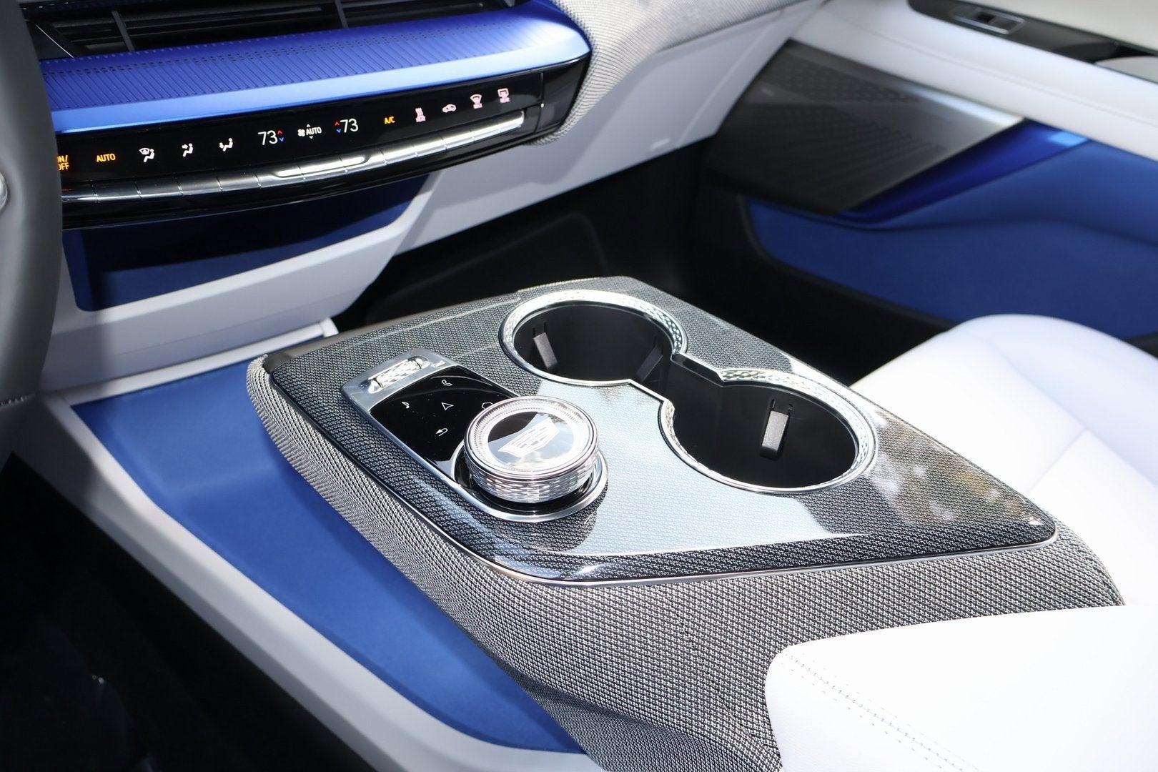 2026 Cadillac OPTIQ Luxury