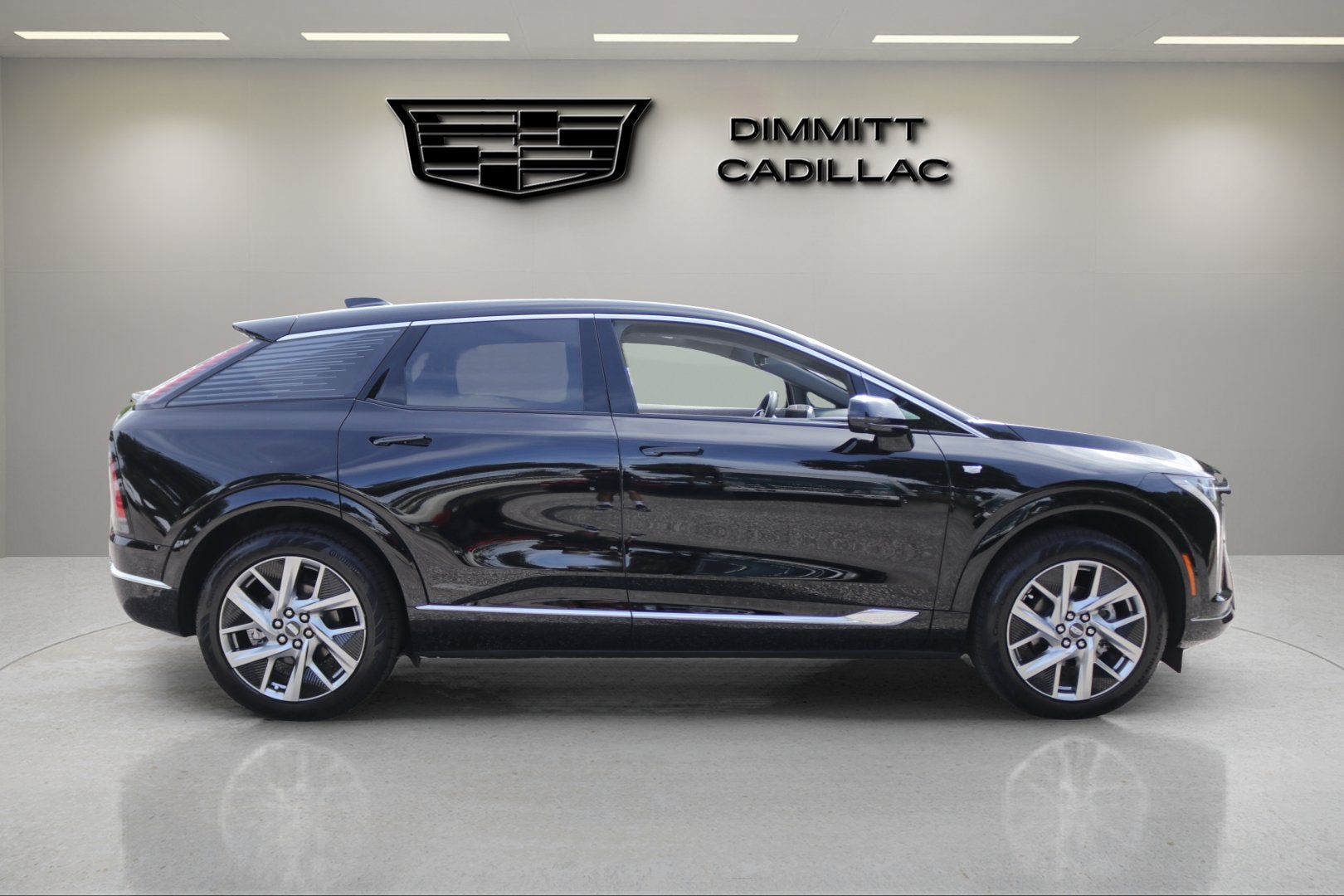 2027 Cadillac OPTIQ Luxury